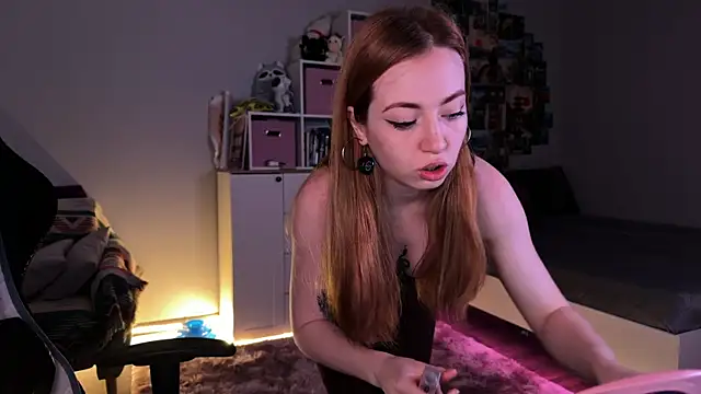 LinaWitch online show from November 16, 5:35 am