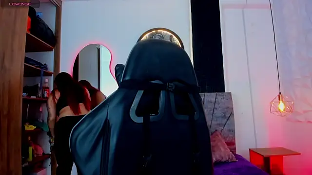 Snapshot of Ariadna_sc chatting on February 28, 1:25 pm Ariadna sc online show from February 28, 1:25 pm