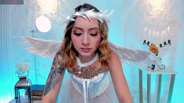 MollySundersX online show from October 23, 9:35 pm