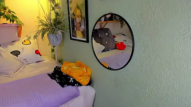 MiaaRose online show from January 31, 9:59 pm