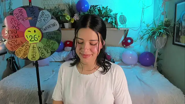 MiaaRose online show from December 4, 7:11 pm