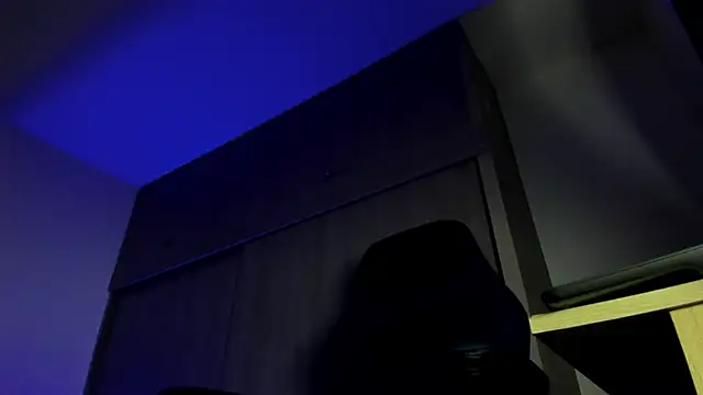 Snapshot of male_pussy chatting on November 9, 9:02 pm male pussy online show from November 9, 9:02 pm