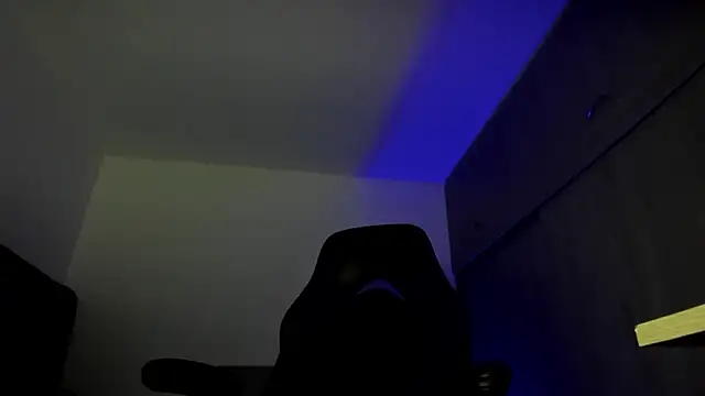 Snapshot of male_pussy chatting on November 24, 3:06 am male pussy online show from November 24, 3:06 am