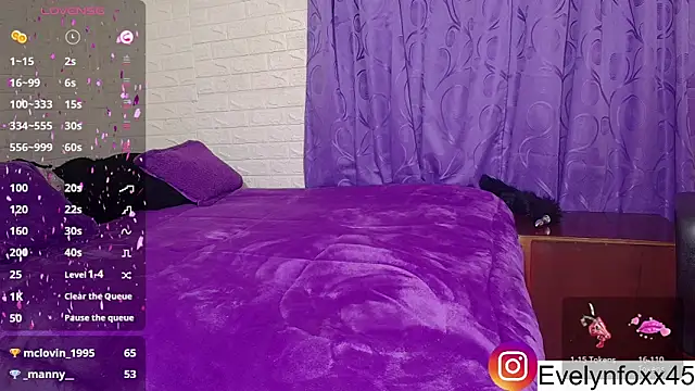 eve foxx online show from January 4, 11:06 pm