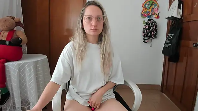 Adele johnsonn1 online show from June 8, 2:17 pm