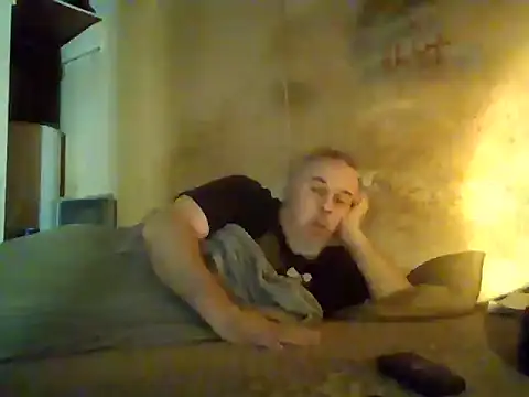 Nightshade7712 online show from September 12, 11:48 pm