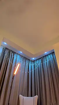 Snapshot of teasecake chatting on March 7, 2:41 am teasecake online show from March 7, 2:41 am