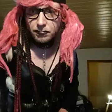 Family666Zombie online show from April 24, 10:23 pm