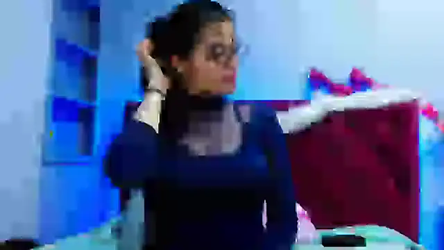 lunazulsj online show from January 13, 5:23 pm