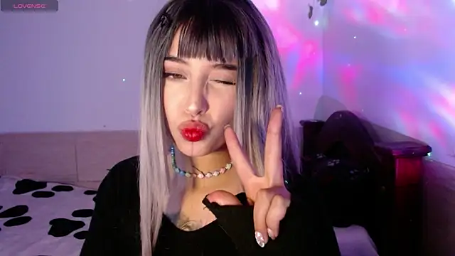 Snapshot of shayla_bbs chatting on October 14, 8:53 pm shayla bbs online show from October 14, 8:53 pm