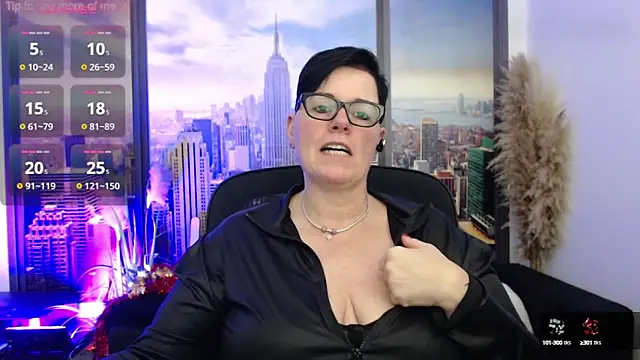 ninarandmann online show from December 17, 4:43 pm