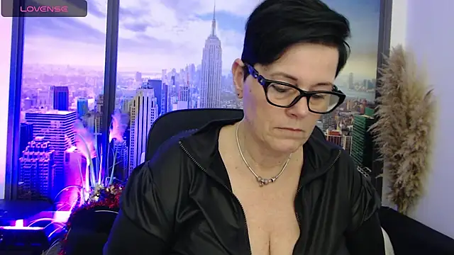 ninarandmann online show from January 26, 5:44 pm