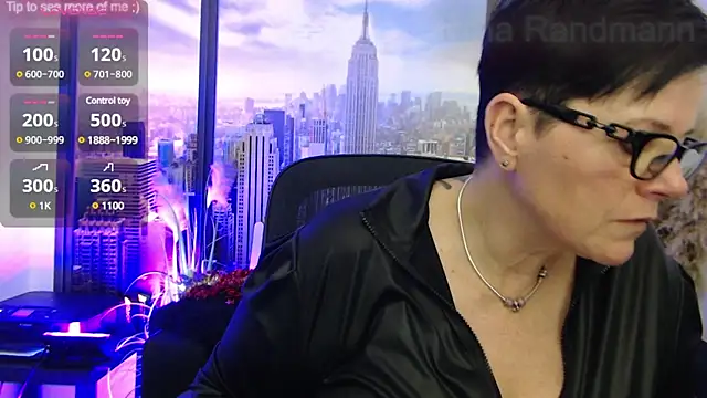 ninarandmann online show from February 19, 6:54 pm