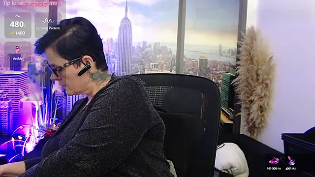 ninarandmann online show from March 11, 6:08 pm