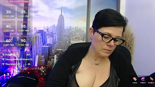 ninarandmann online show from March 14, 9:43 pm