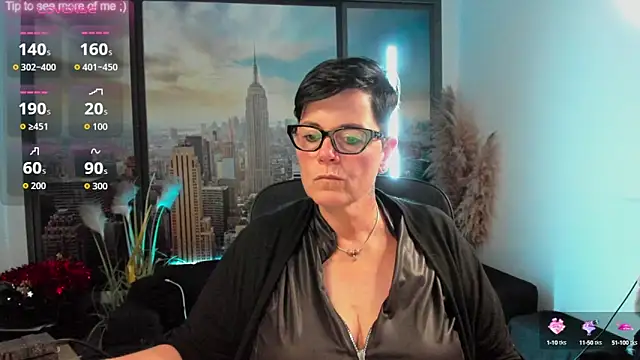 ninarandmann online show from September 30, 3:50 pm