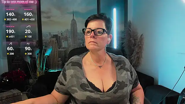 ninarandmann online show from October 5, 4:27 pm