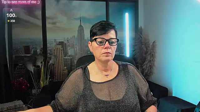 ninarandmann online show from October 6, 4:26 pm