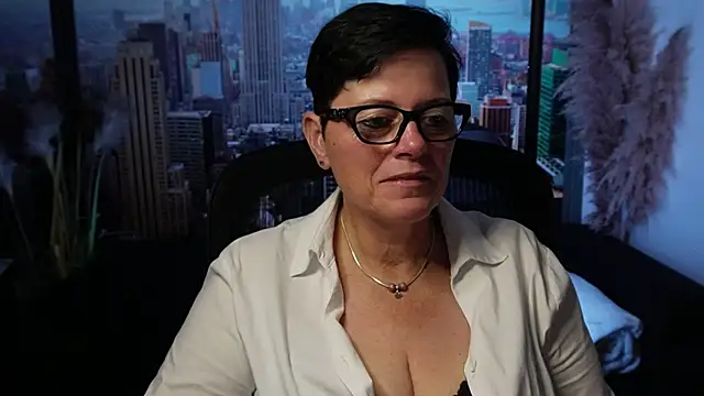 ninarandmann online show from November 3, 6:53 pm