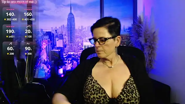 ninarandmann online show from February 10, 6:12 pm