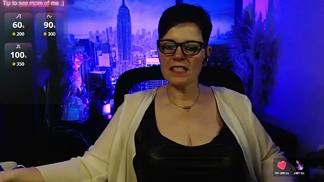 Snapshot of ninarandmann chatting on February 18, 6:37 pm ninarandmann online show from February 18, 6:37 pm