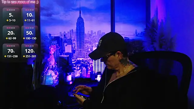 Snapshot of ninarandmann chatting on February 22, 7:34 pm ninarandmann online show from February 22, 7:34 pm