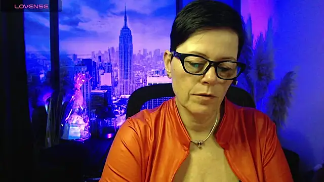 Snapshot of ninarandmann chatting on March 16, 4:44 pm ninarandmann online show from March 16, 4:44 pm