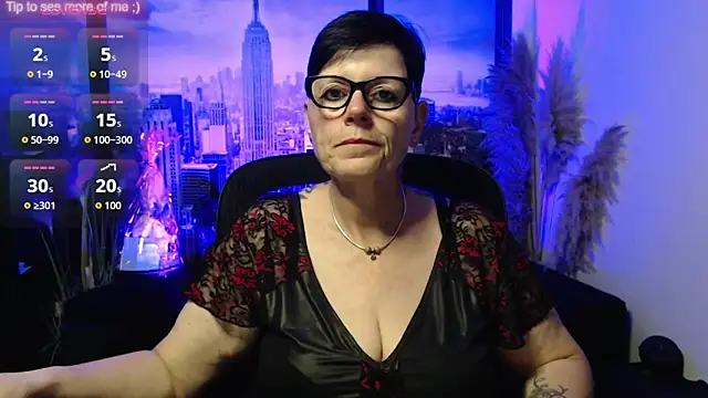 ninarandmann online show from June 6, 5:28 pm