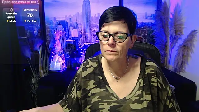 ninarandmann online show from June 11, 3:54 pm