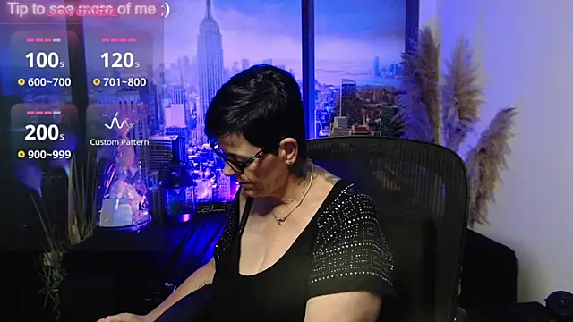 ninarandmann online show from July 12, 4:20 pm