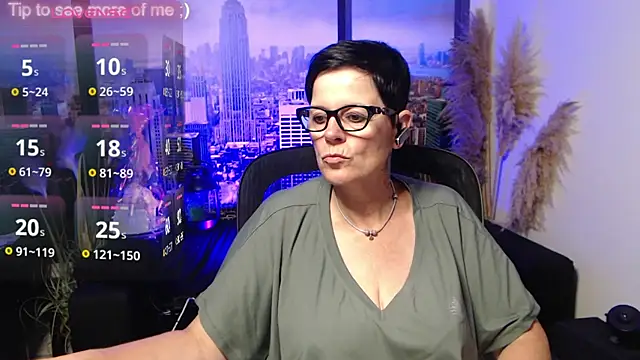 ninarandmann online show from July 31, 2:27 pm