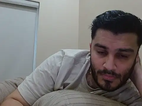 robintoit online show from October 24, 8:22 am