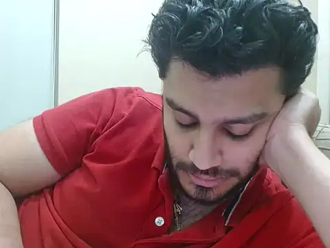 robintoit online show from December 16, 5:40 pm