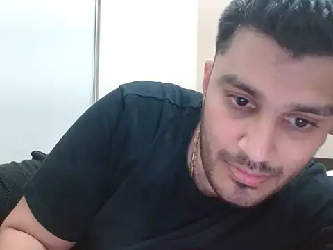 Snapshot of robintoit chatting on March 10, 5:18 pm robintoit online show from March 10, 5:18 pm