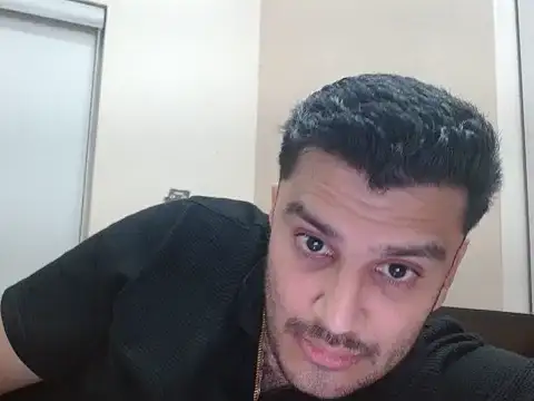Snapshot of robintoit chatting on April 20, 2:53 pm robintoit online show from April 20, 2:53 pm