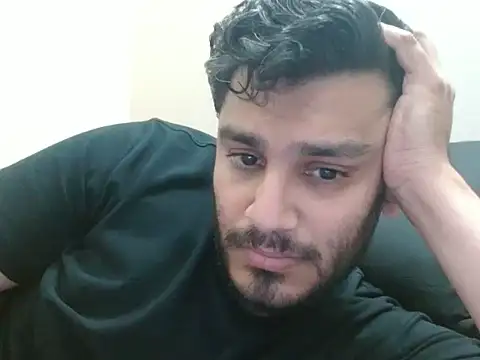 Snapshot of robintoit chatting on June 17, 2:51 pm robintoit online show from June 17, 2:51 pm