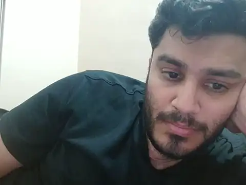 Snapshot of robintoit chatting on June 18, 5:28 pm robintoit online show from June 18, 5:28 pm
