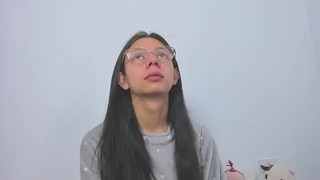 Snapshot of Bonniepark chatting on November 19, 12:27 pm Bonniepark online show from November 19, 12:27 pm