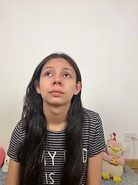 Snapshot of Bonniepark chatting on November 21, 7:12 pm Bonniepark online show from November 21, 7:12 pm