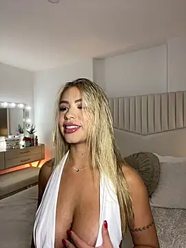  laura 02 online show from January 13, 7:19 pm