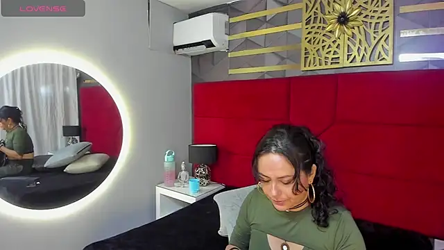 hanny milf online show from January 11, 11:56 am