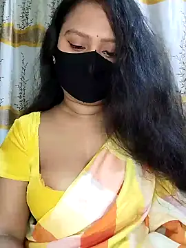 Snapshot of Idhika_Paul chatting on February 18, 9:20 pm Idhika Paul online show from February 18, 9:20 pm