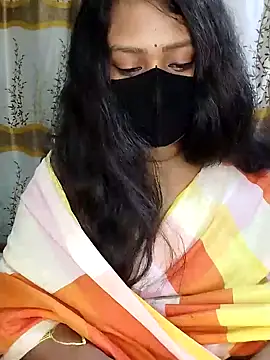 Snapshot of Idhika_Paul chatting on February 19, 12:25 am Idhika Paul online show from February 19, 12:25 am