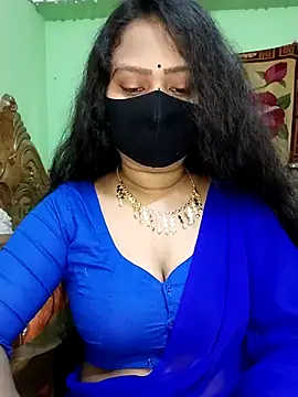 Snapshot of Idhika_Paul chatting on February 21, 4:18 am Idhika Paul online show from February 21, 4:18 am