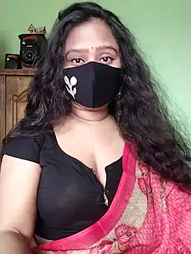 Snapshot of Idhika_Paul chatting on March 14, 8:10 am Idhika Paul online show from March 14, 8:10 am