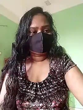 Snapshot of Idhika_Paul chatting on March 19, 10:00 am Idhika Paul online show from March 19, 10:00 am