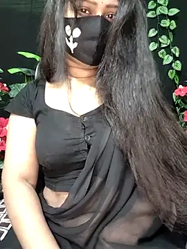 Snapshot of Idhika_Paul chatting on October 21, 12:44 am Idhika Paul online show from October 21, 12:44 am