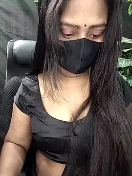 Snapshot of Idhika_Paul chatting on December 2, 5:35 am Idhika Paul online show from December 2, 5:35 am