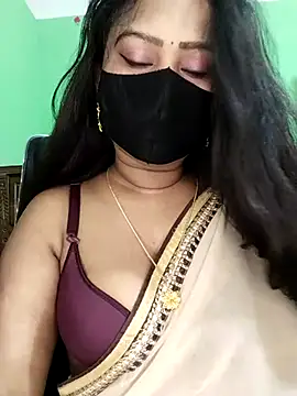 Idhika Paul online show from March 3, 10:26 pm