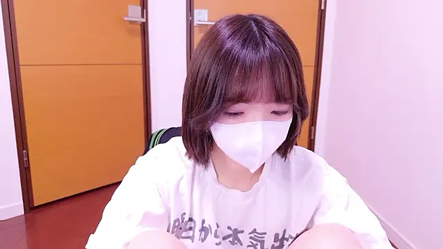 Snapshot of ranran_ch chatting on April 4, 1:37 am ranran ch online show from April 4, 1:37 am